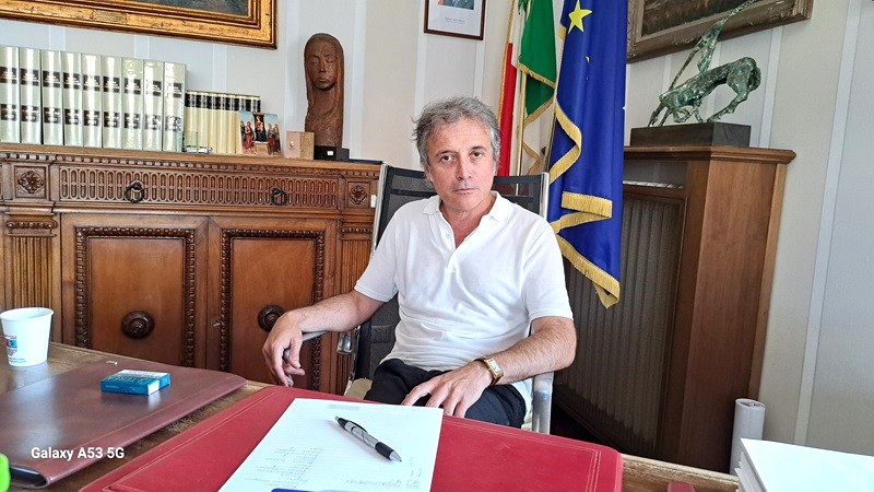 immagine notizia (PTN) Provincia, fotovoltaico ed eolico, Ferranti: “La Regione deve intervenire per mettere regole certe sugli insediamenti”
